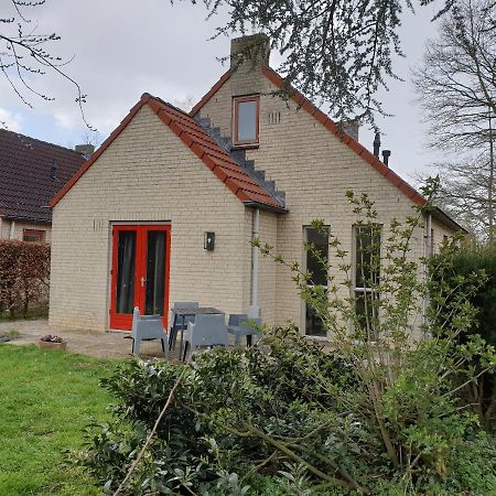 Gezellige Vakantiewoning Met Sauna In Ewijk Bij Nijmegen - Recreational Only No Workers Luaran gambar